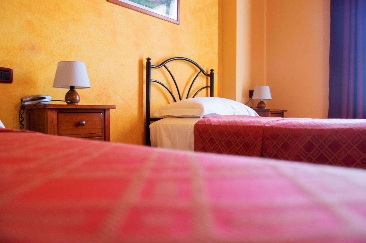 Agriturismo Ai Due Volti Dossobuono Exterior foto