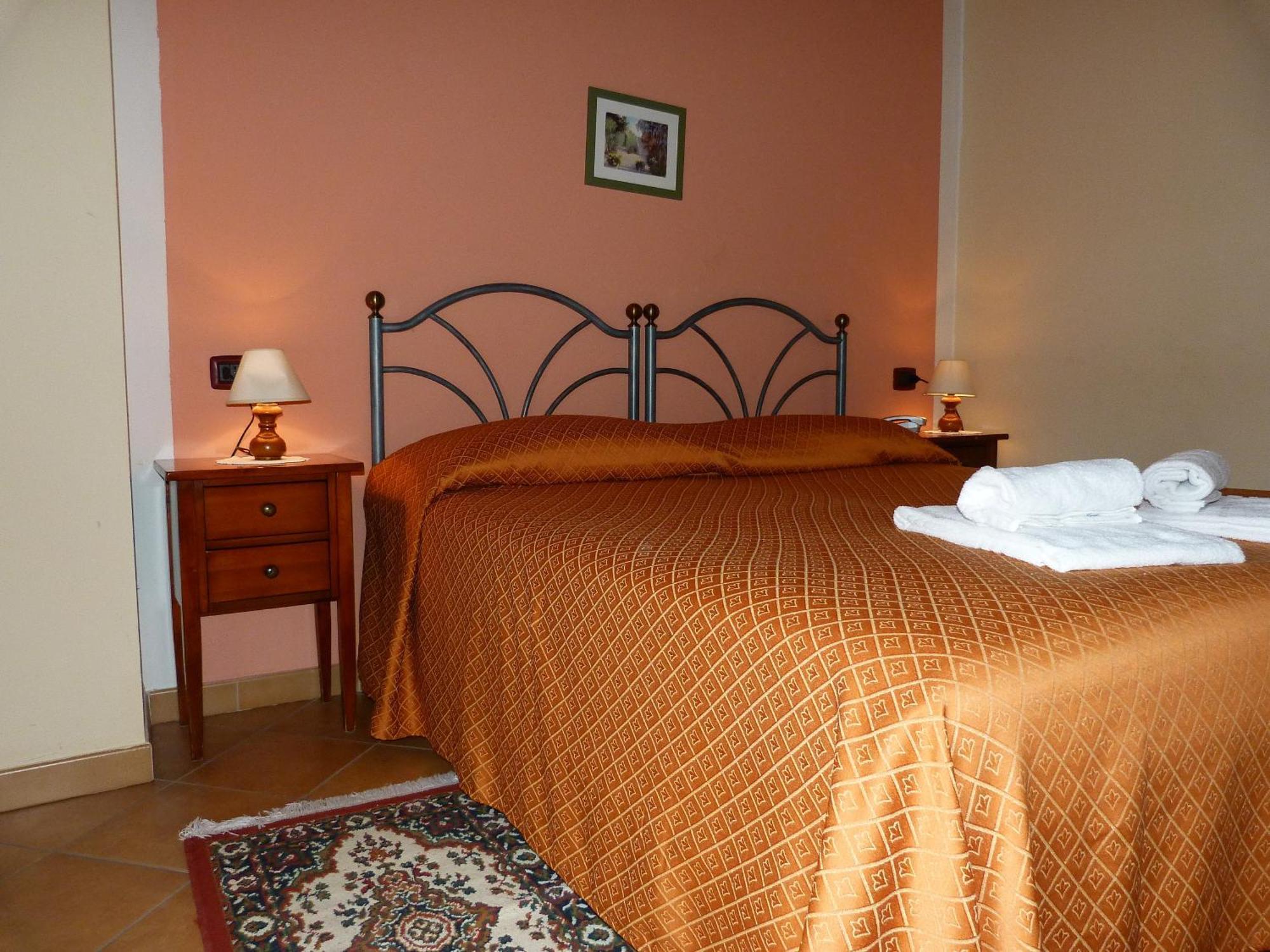Agriturismo Ai Due Volti Dossobuono Zimmer foto